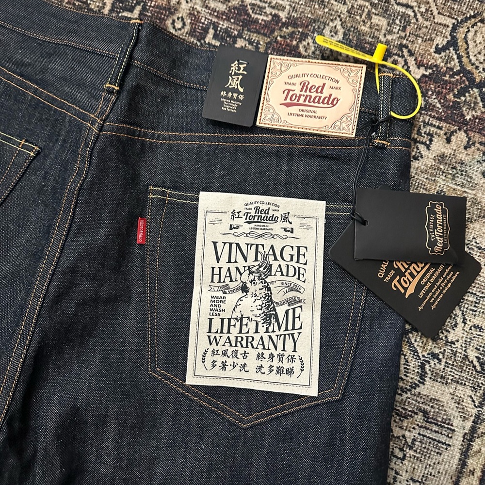 Red Tornado Vintage Jeans NWT 38x32